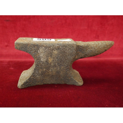 509 - SMALL ANVIL