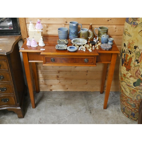 523 - BREAKFRONT ONE DRAWER CONSOLE TABLE