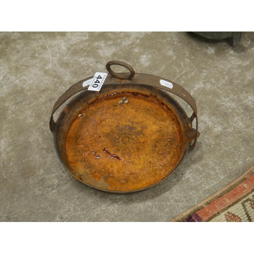 440 - HANGING GRIDDLE PAN