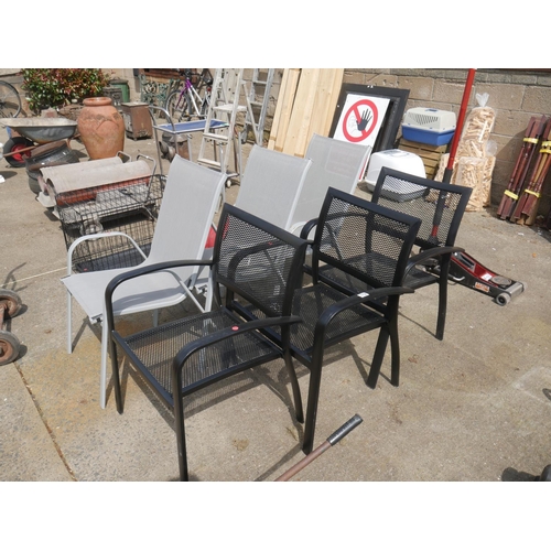 112 - LOT OF GARDEN CHAIRS