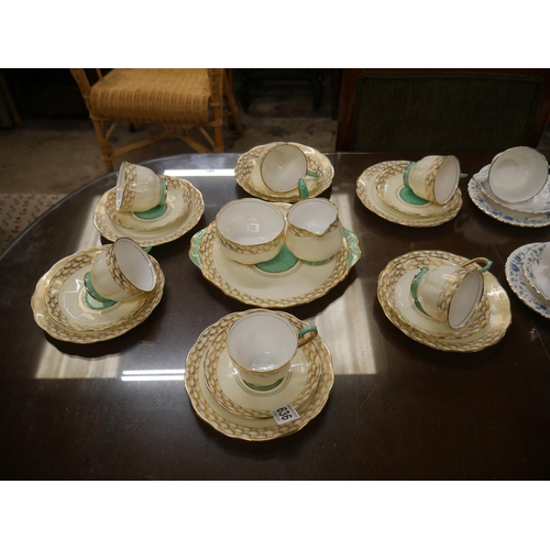 636 - ROYAL ALBERT TEA SET