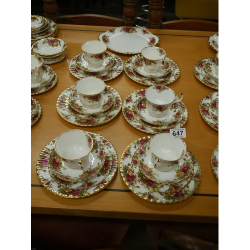 647 - OLD COUNTRY ROSE PART TEA SET