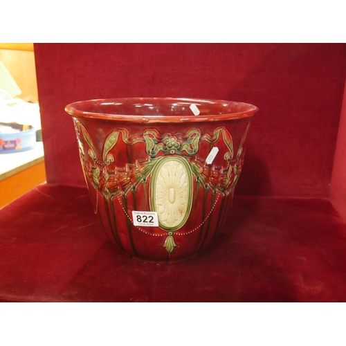 822 - GLAZED PLANTER