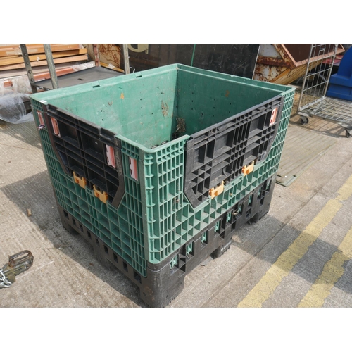 30 - PALLET CRATE