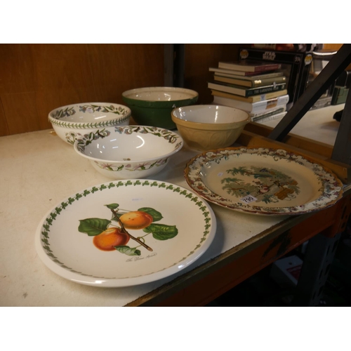 790 - LOT OF MIXED CERAMICS