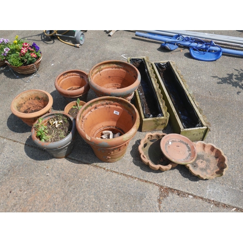 90 - LOT OF PLANTERS INCLUDING TERRACOTTA