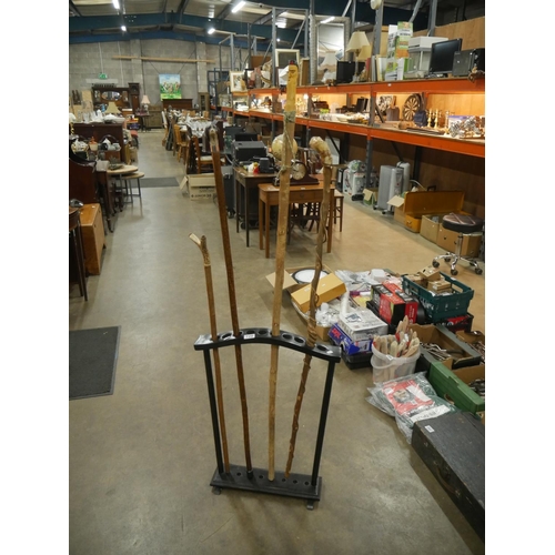 720 - STICK STAND & STICKS