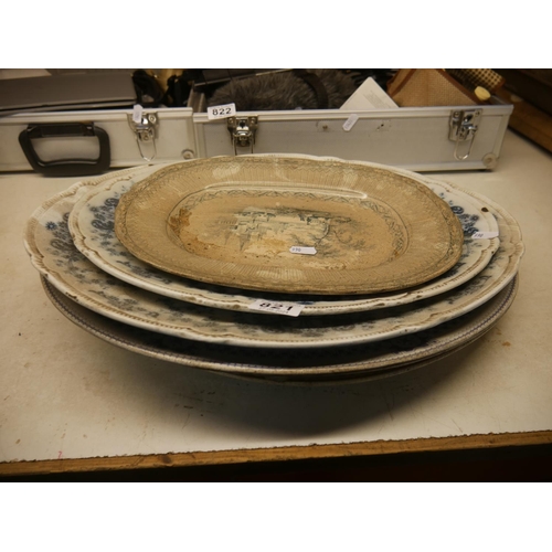 821 - LOT OF OLD PLATTERS