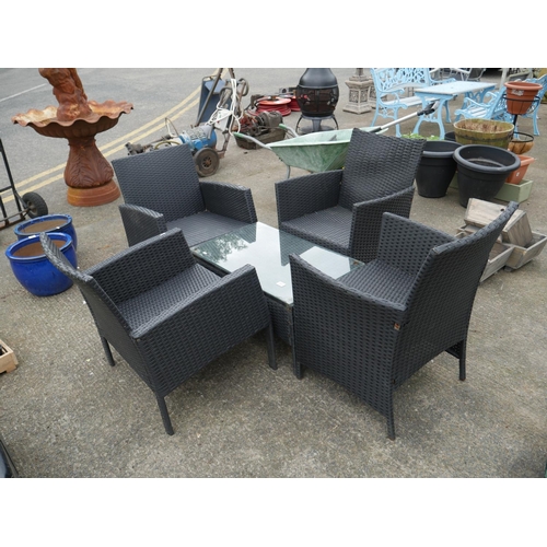 101 - PATIO TABLE & 4 CHAIRS