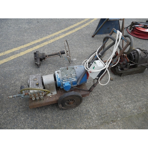 123 - 3 PHASE POWER WASHER - WORKING