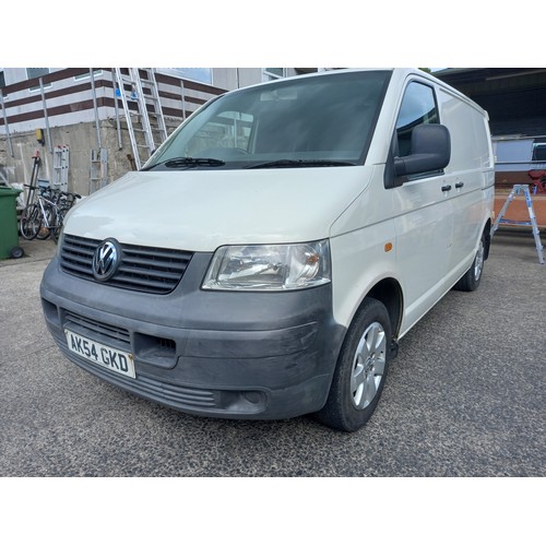 188 - VW TRANSPORTER VAN T30 104 TDI - REG AK54 GKD - MOT TO APRIL 2025