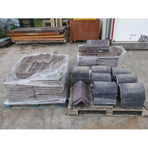 1 - 3 PALLETS OF ROOF TILES & RIDGE TILES