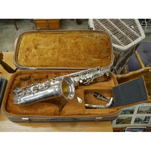 573 - SAXOPHONE & CASE