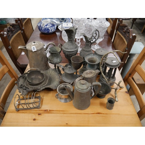 602 - LOT OF SILVER PLATE