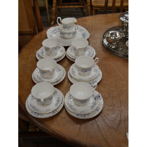 614 - RICHMOND TEA SET