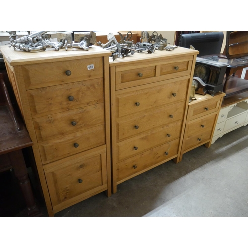 685 - OAK CHEST OF DRAWERS X 3