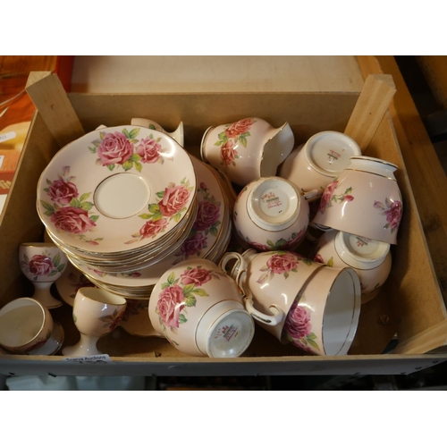 750 - TEA SET