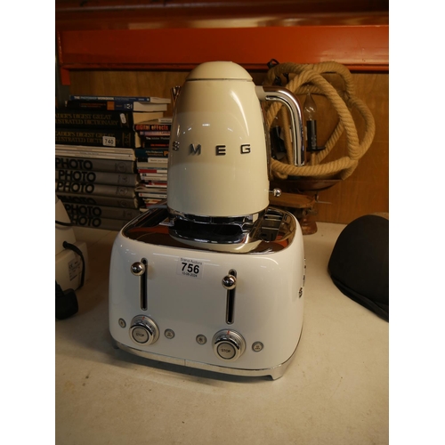 756 - SMEG KETTLE & TOASTER