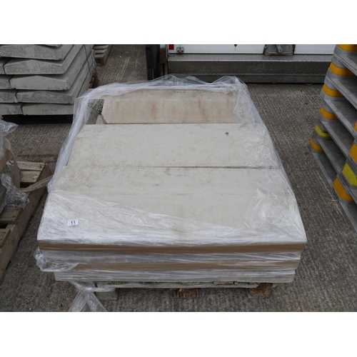 11 - PALLET OF COPINGS