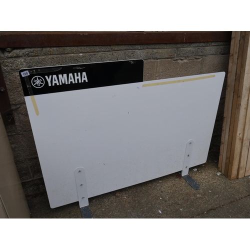 168 - YAMAHA SIGN