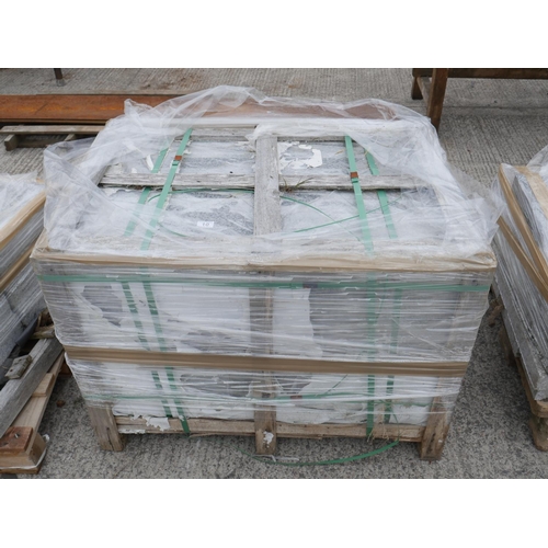 10 - PALLET OF GRANITE FLAGS