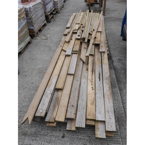 16 - PALLET OF TIMBER