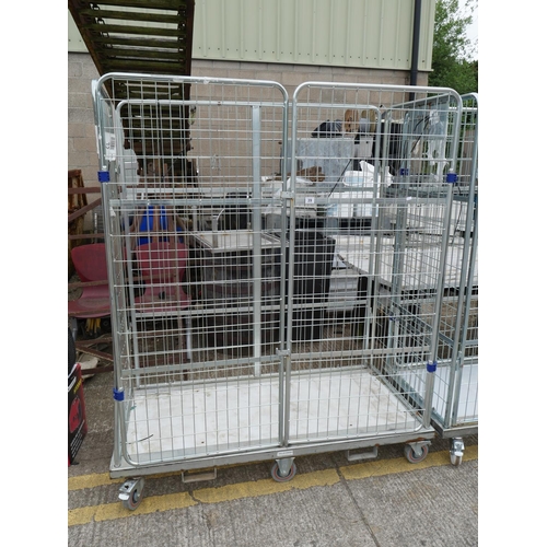 39 - CAGE TROLLEY