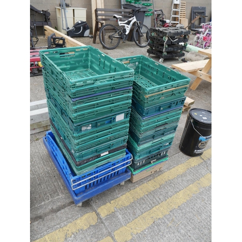 85 - LOT OF STORAGE CRATES