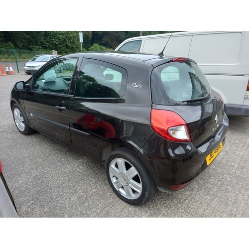 247 - RENAULT CLIO 1.5 DCI FULL MOT JUST SERVICED WITH TIMING BELT & CLUTCH 118,000 MILES