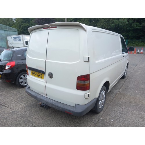 248 - VW TRANSPORTER VAN MOT TO APRIL 2025