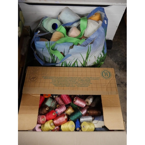 857 - LOT OF YARN & THREAD