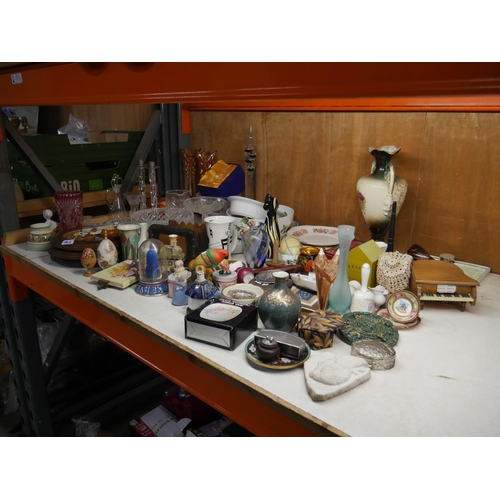 883 - PART SHELF LOT