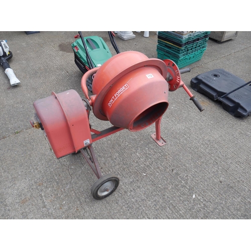 112 - MINI ELECTRIC CEMENT MIXER