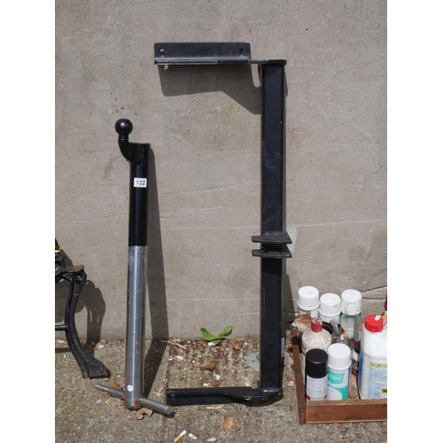 122 - TOW BAR & SECURITY POST