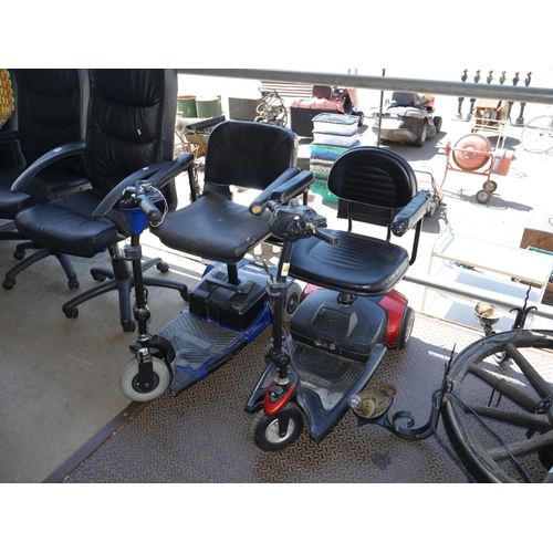 142 - 2 MOBILITY SCOOTERS FOR PARTS OR REPAIR