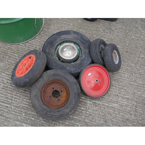 49 - SELECTION OF WHEELS