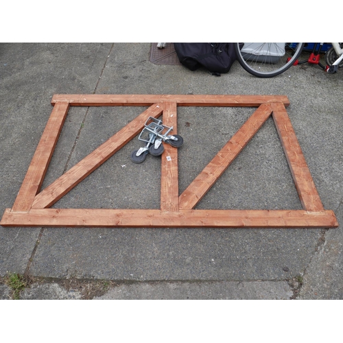 52 - WOODEN FRAME & JOCKEY WHEELS