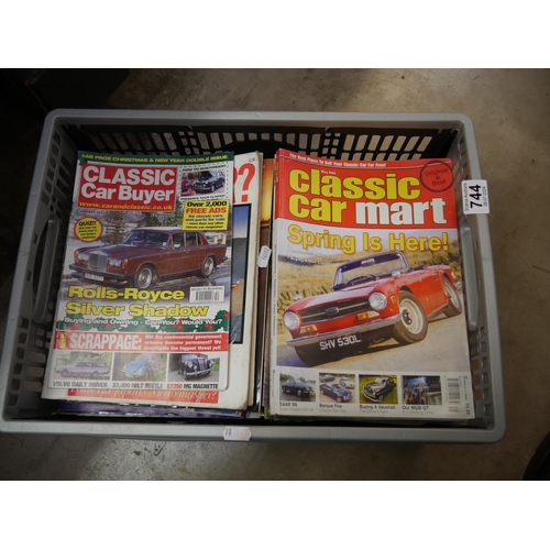 744 - CLASSIC CAR MAGAZINES