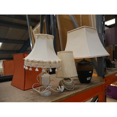 750 - 3 TABLE LAMPS