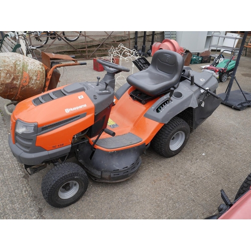 86 - HUSQVARNA RIDE-ON LAWNMOWER - WORKING