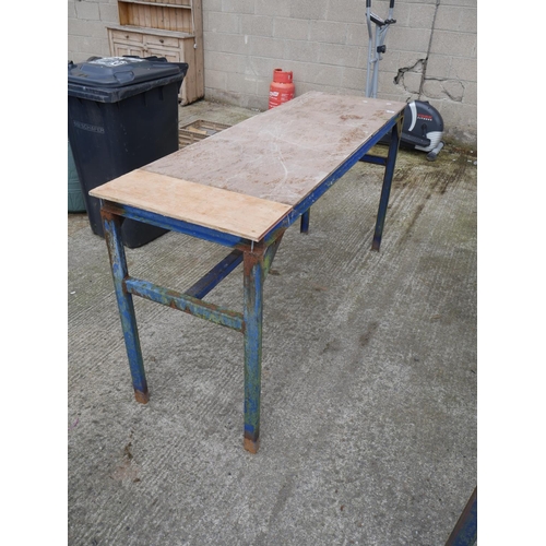 11 - WORK BENCH