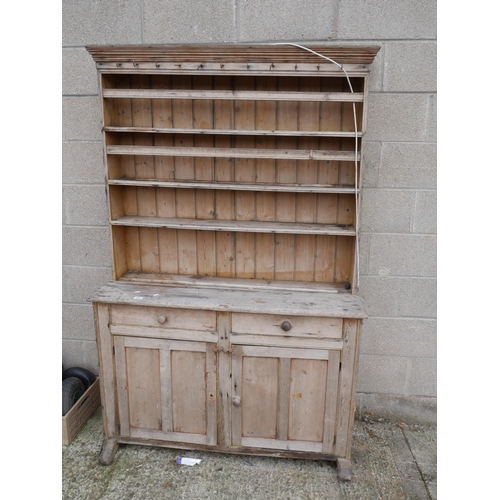 21 - OLD PINE DRESSER