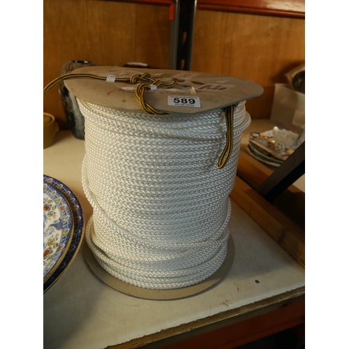 589 - ROLL OF ROPE