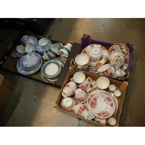 603 - 3 BOXES OF MIXED CERAMICS