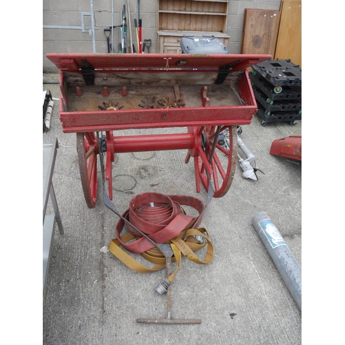 101 - OLD FIRE TENDER REELER FROM DUNGANNON FIRE STATION