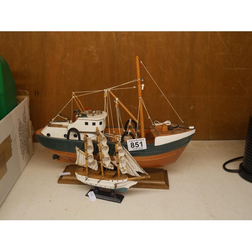 851 - 2 MODEL BOATS