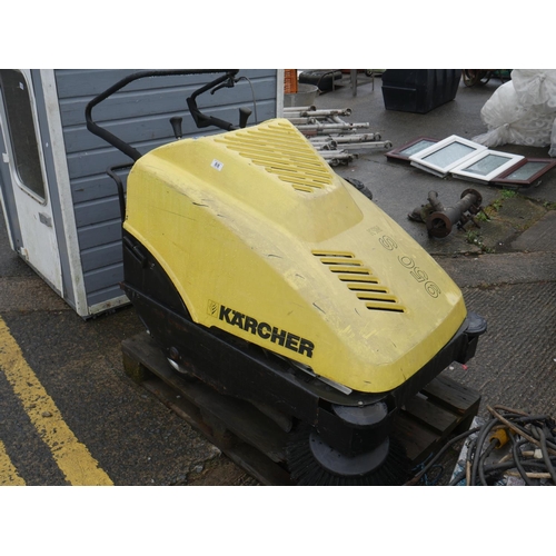 88 - KARCHER SWEEPER FOR PARTS OR REPAIR