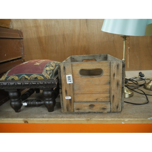 887 - OLD CRATE & STOOL