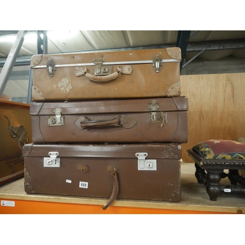 888 - 3 SUITCASES