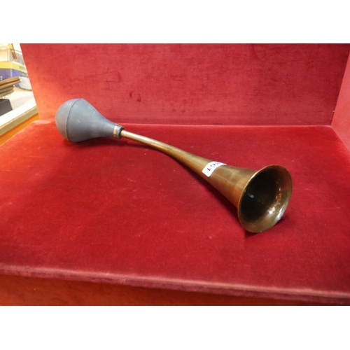 861 - REPRODUCTION CAR HORN